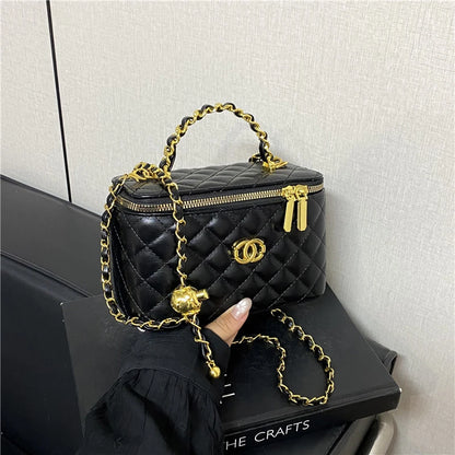 Fashionable Tote Bag For Women Spacious Leather Handbags Shoulder Carry Ladies Luxury Brand Popular Classic Elegant Design