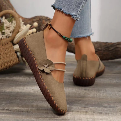 2026 New Slide on Sandals for Women British Retro Fashion Mom Shoes Round Toe Lightweight Soft Sole Casual Women Size 6 Sandals