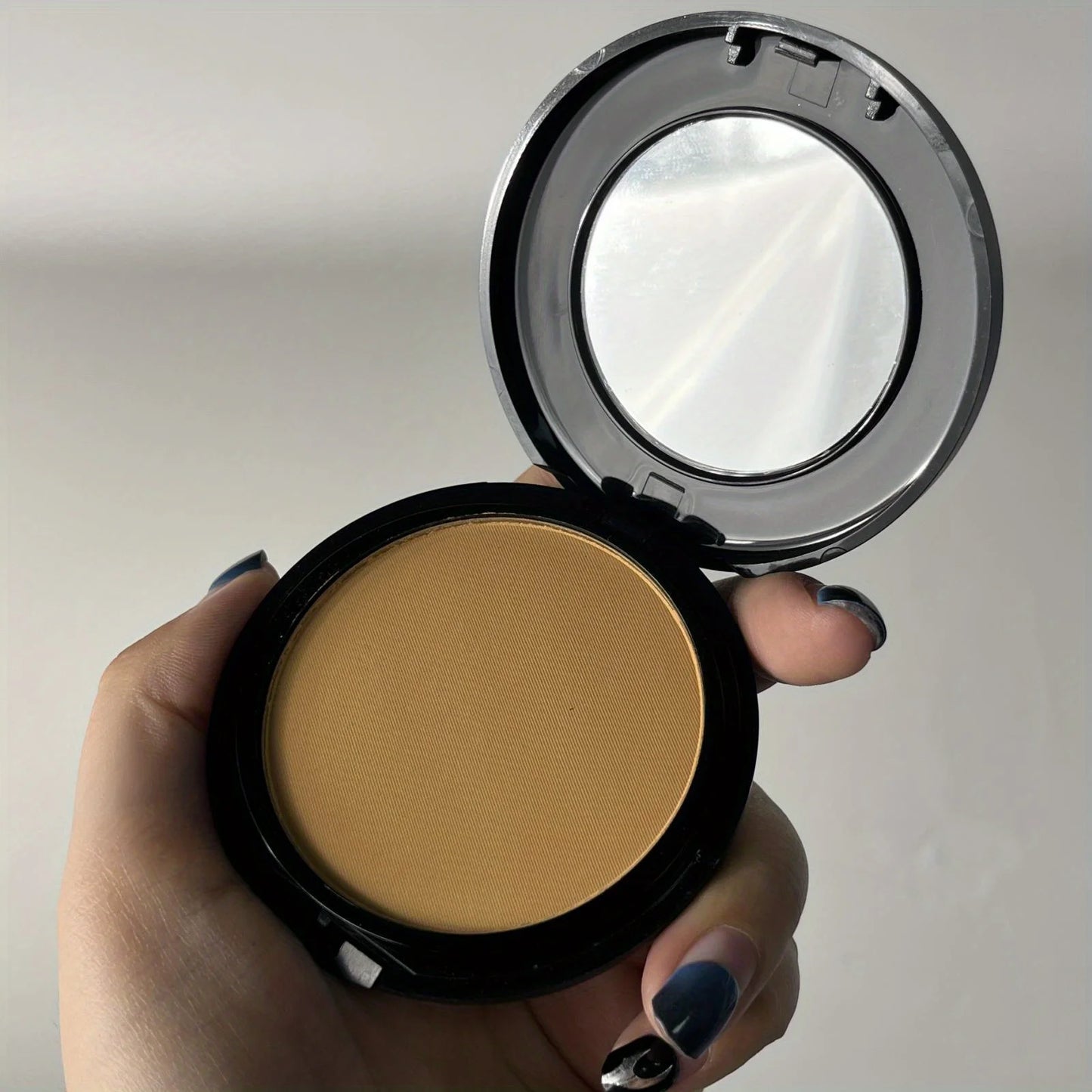 Oil-control Long-lasting Face Concealer Makeup Bronzer Powder Matte Mineral Finishing Bronzer Contour For Dark Skin